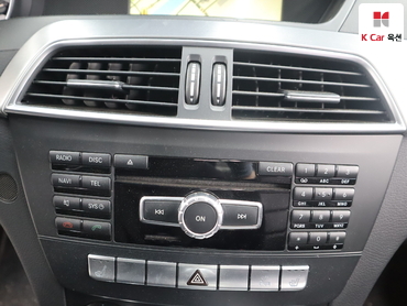 2012 - mercedes-benz c200