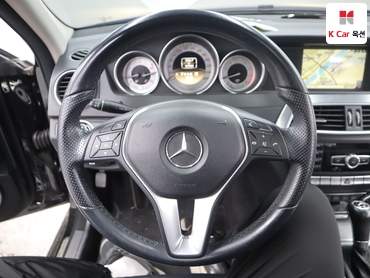 2012 - mercedes-benz c200