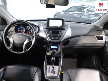 2014 - hyundai avante