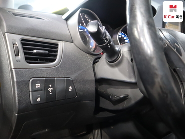 2014 - hyundai avante