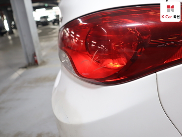 2014 - hyundai avante