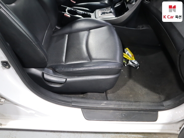 2014 - hyundai avante