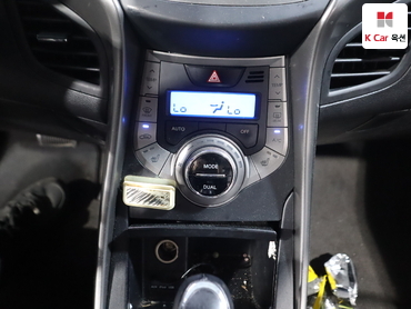 2014 - hyundai avante