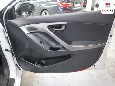 2014 - hyundai avante