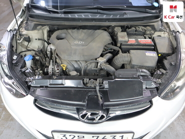 2014 - hyundai avante