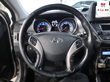 2014 - hyundai avante