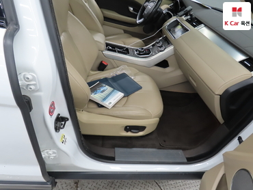 2018 - land rover range rover