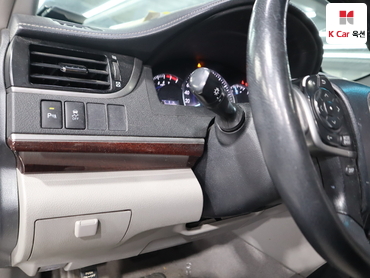 2012 - toyota camry