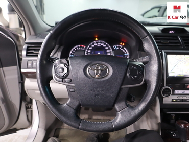 2012 - toyota camry