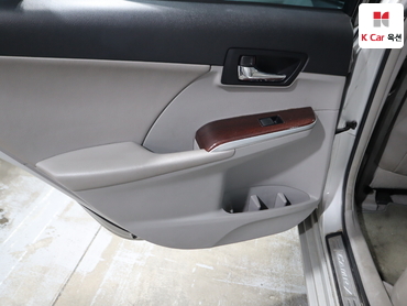 2012 - toyota camry