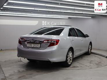 2012 - toyota camry