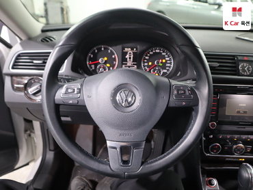 2014 - volkswagen passat