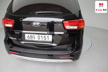2017 - kia carnival