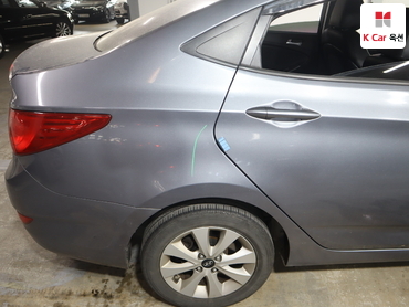 2017 - hyundai accent