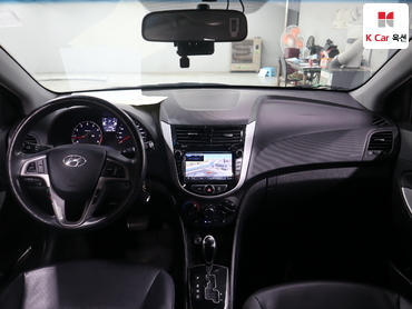 2017 - hyundai accent