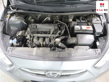 2017 - hyundai accent