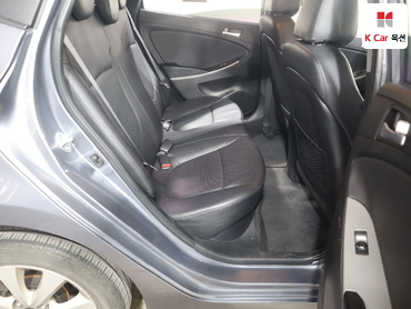 2017 - hyundai accent