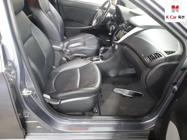 2017 - hyundai accent