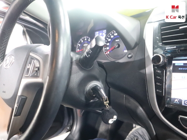 2017 - hyundai accent