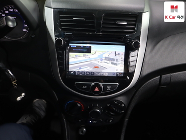 2017 - hyundai accent