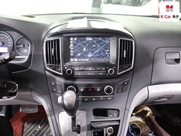 2018 - hyundai grand starex
