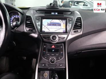 2015 - hyundai avante