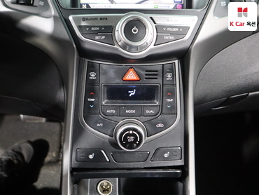 2015 - hyundai avante