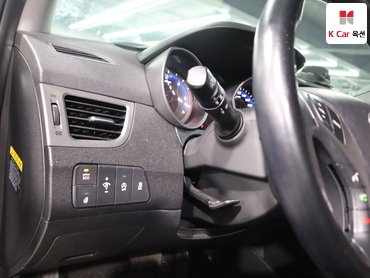 2015 - hyundai avante