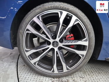 2025 - audi a5