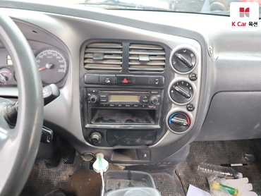 2016 - kia bongo iii