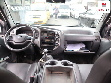 2016 - kia bongo iii