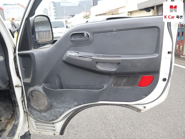 2016 - kia bongo iii