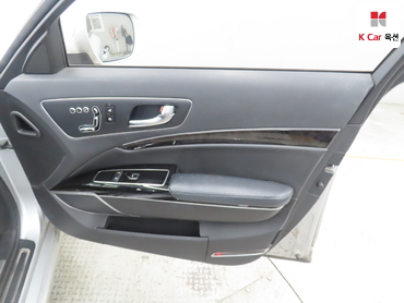 2015 - kia k9