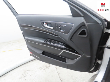 2015 - kia k9