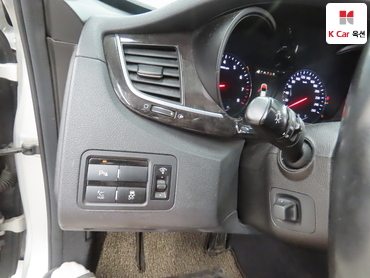 2015 - kia k9