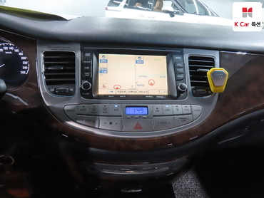 2010 - hyundai bh330