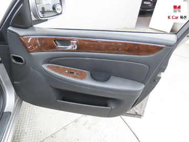 2010 - hyundai bh330