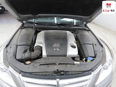 2010 - hyundai bh330