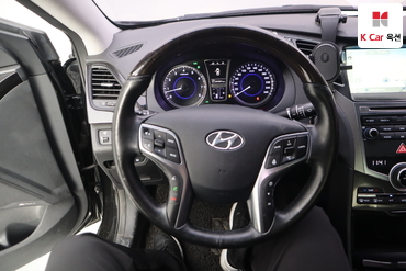 2017 - hyundai grandeur