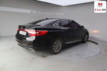 2017 - hyundai grandeur