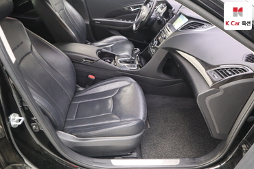 2017 - hyundai grandeur