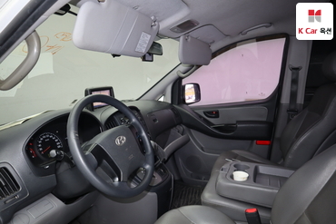 2014 - hyundai grand starex