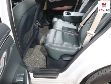 جينيسيس Egv70 2022 — صورة 23