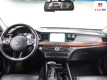2017 - kia k7