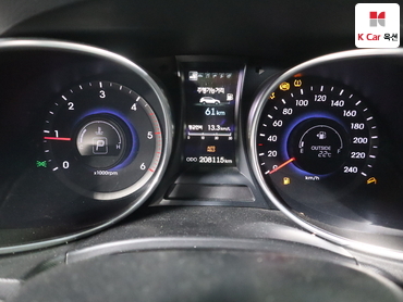 2014 - hyundai max cruze
