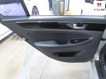 2012 - hyundai bh380