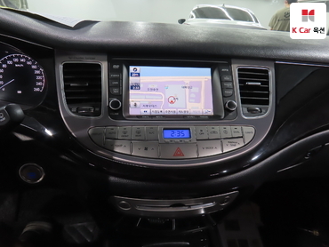 2012 - hyundai bh380