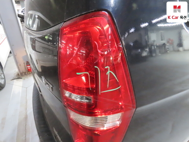 2020 - hyundai grand starex