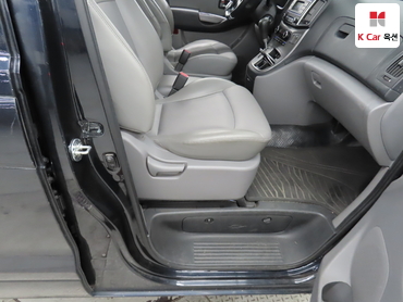 2020 - hyundai grand starex