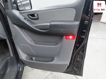 2020 - hyundai grand starex